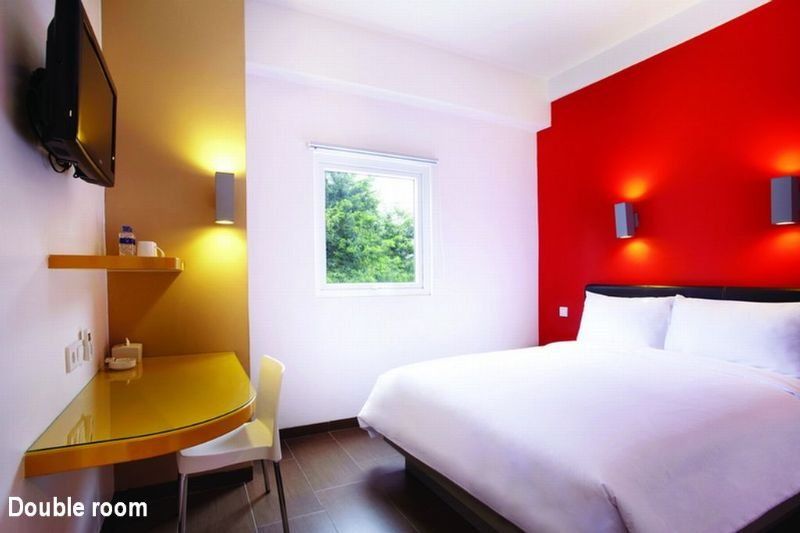 Amaris Hotel Senen Jakarta Extérieur photo