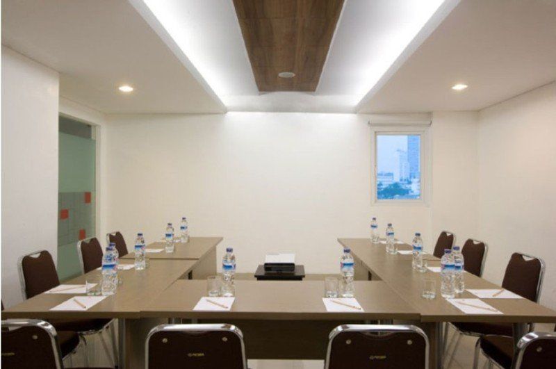 Amaris Hotel Senen Jakarta Extérieur photo
